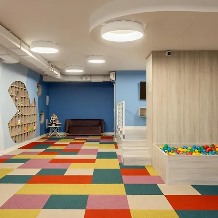 Lily - Coworking, Gym, Indoor Playground & Pet Friendly Daire *