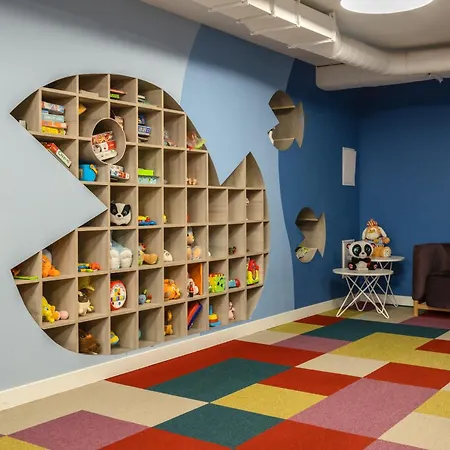 Lily - Coworking, Gym, Indoor Playground & Pet Friendly アパート *