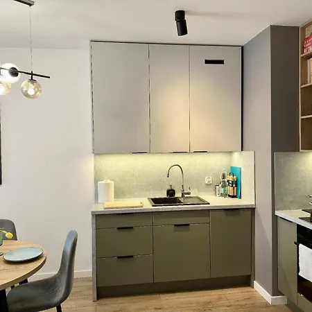 Lily - Coworking, Gym, Indoor Playground & Pet Friendly